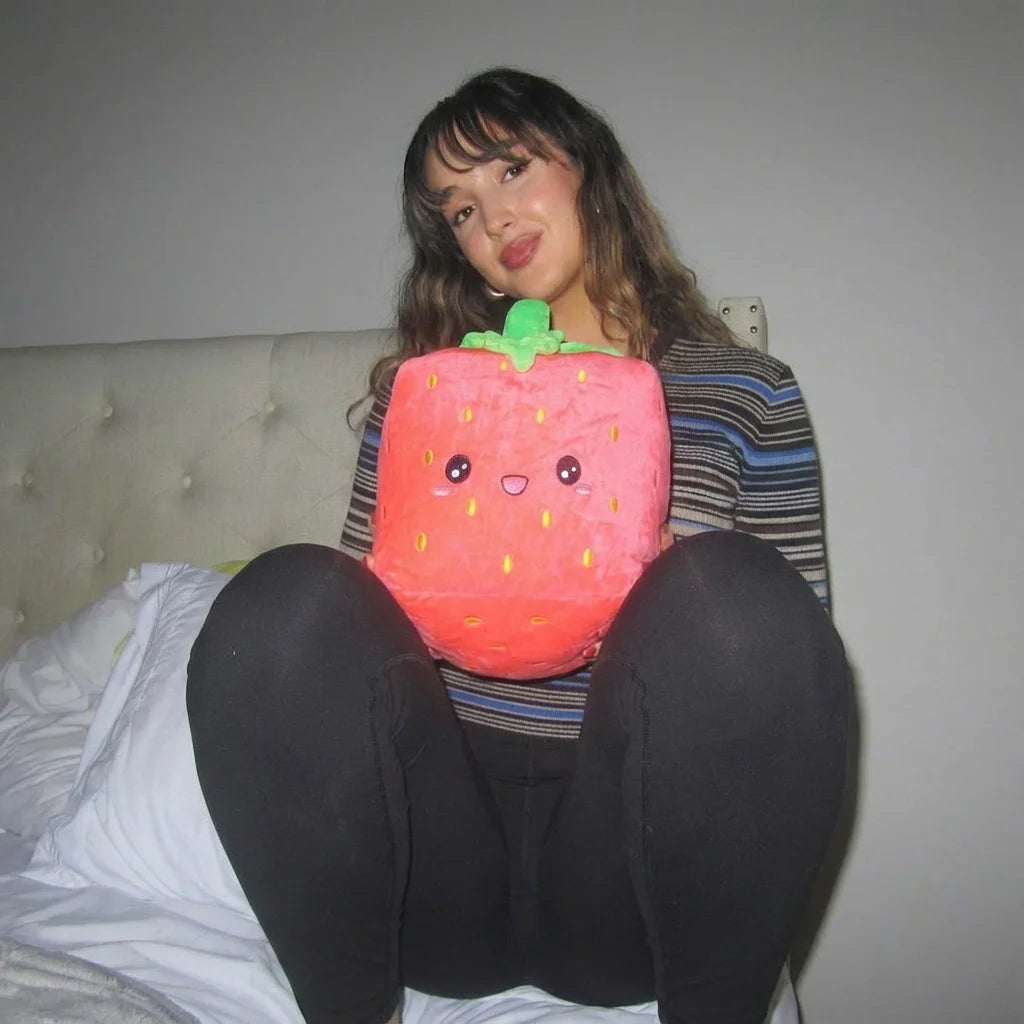 Ichigo Cube Plush (Strawberry)